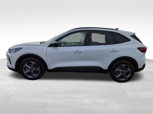 Certified 2025 Ford Escape ST-Line w/ Equipment Group 301A image 8