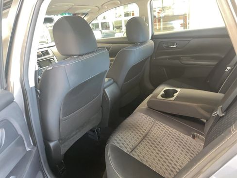 Used 2016 Nissan Altima 2.5 S w/ Power Driver Seat Package FWD image 16