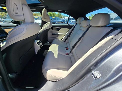 Used 2024 Mercedes-Benz C 300 Sedan image 17
