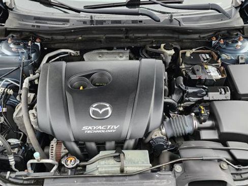 Used 2015 MAZDA MAZDA3 i Grand Touring image 23