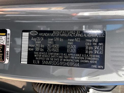 Used 2025 Hyundai Santa Fe Limited AWD/4WD image 37