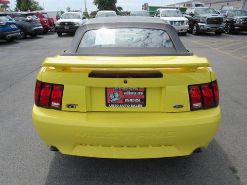 Used 2001 Ford Mustang GT RWD image 5