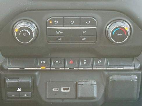 Used 2021 Chevrolet Silverado 2500 W/T w/ WT Fleet Convenience Package image 20