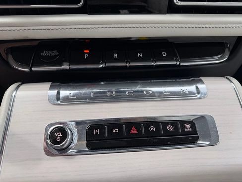 Used 2025 Lincoln Aviator Reserve w/ Equipment Group 201A AWD/4WD image 28