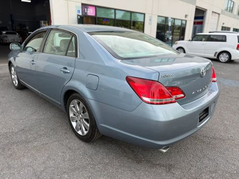 Used 2005 Toyota Avalon XLS FWD image 13