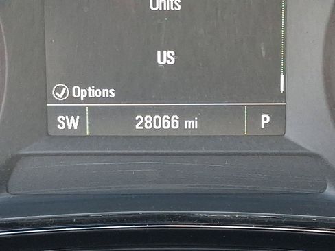 Used 2024 Chevrolet Trax RS w/ Driver Confidence Package FWD image 21