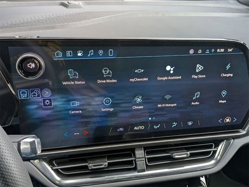 New 2026 Chevrolet Equinox EV LT image 15