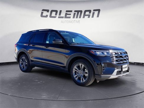 New 2026 Ford Explorer Active w/ Active Comfort Package image 7