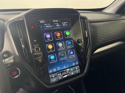 Used 2025 Subaru Forester Premium w/ Convenience Package #2 image 19