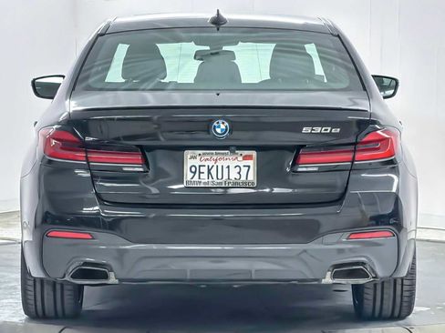 Used 2023 BMW 530e w/ M Sport Package image 7