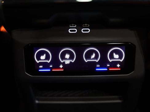 Used 2026 BMW M5 Touring w/ Executive Package AWD/4WD image 35
