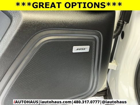 Used 2021 Porsche Macan image 32