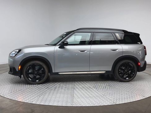 New 2025 MINI Cooper Countryman SE image 5