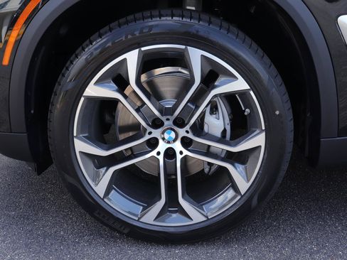 New 2026 BMW X5 xDrive40i w/ Climate Comfort Package AWD/4WD image 44
