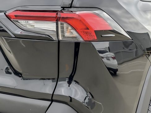 Certified 2022 Toyota RAV4 LE AWD/4WD image 25
