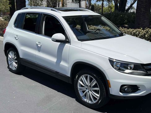 Used 2015 Volkswagen Tiguan SEL FWD image 41