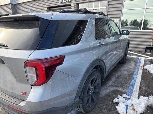 Used 2020 Ford Explorer ST w/ ST Street Pack image 3