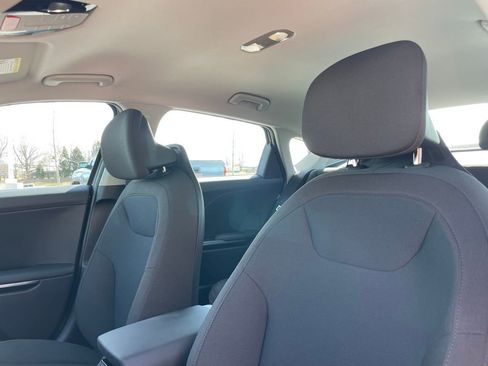 New 2026 Kia K4 LXS image 20