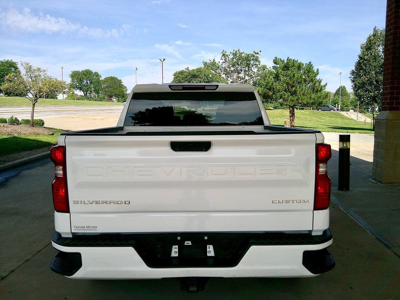 Used 2025 Chevrolet Silverado 1500 Custom AWD/4WD image 6
