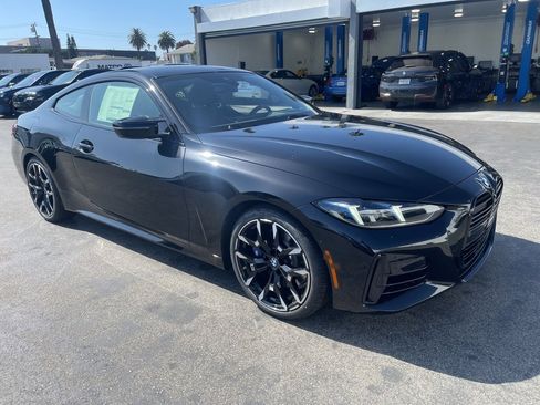 New 2026 BMW M440i Coupe w/ Parking Assistance Package image 1