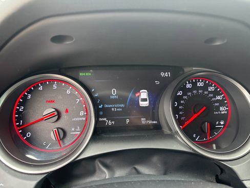 Used 2021 Toyota Camry XSE FWD image 6
