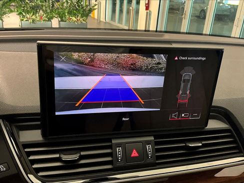 Certified 2024 Audi Q5 2.0T Premium image 29