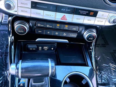 Used 2020 Kia Stinger GT-Line w/ Sun & Sound Package image 22