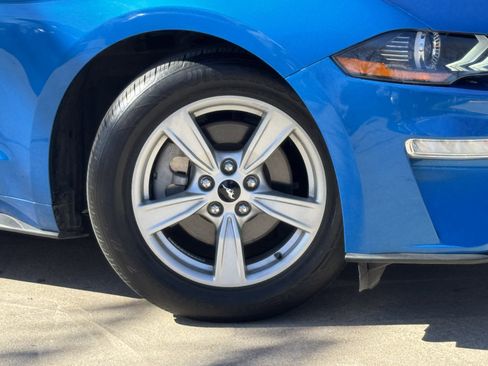 Used 2021 Ford Mustang Coupe image 3