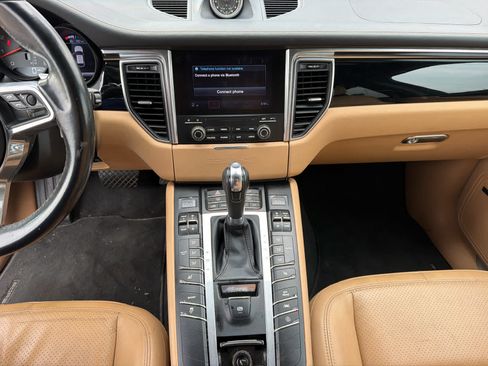 Used 2018 Porsche Macan S AWD/4WD image 7