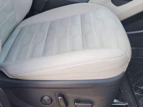Used 2024 Kia Telluride SX Prestige AWD/4WD image 29