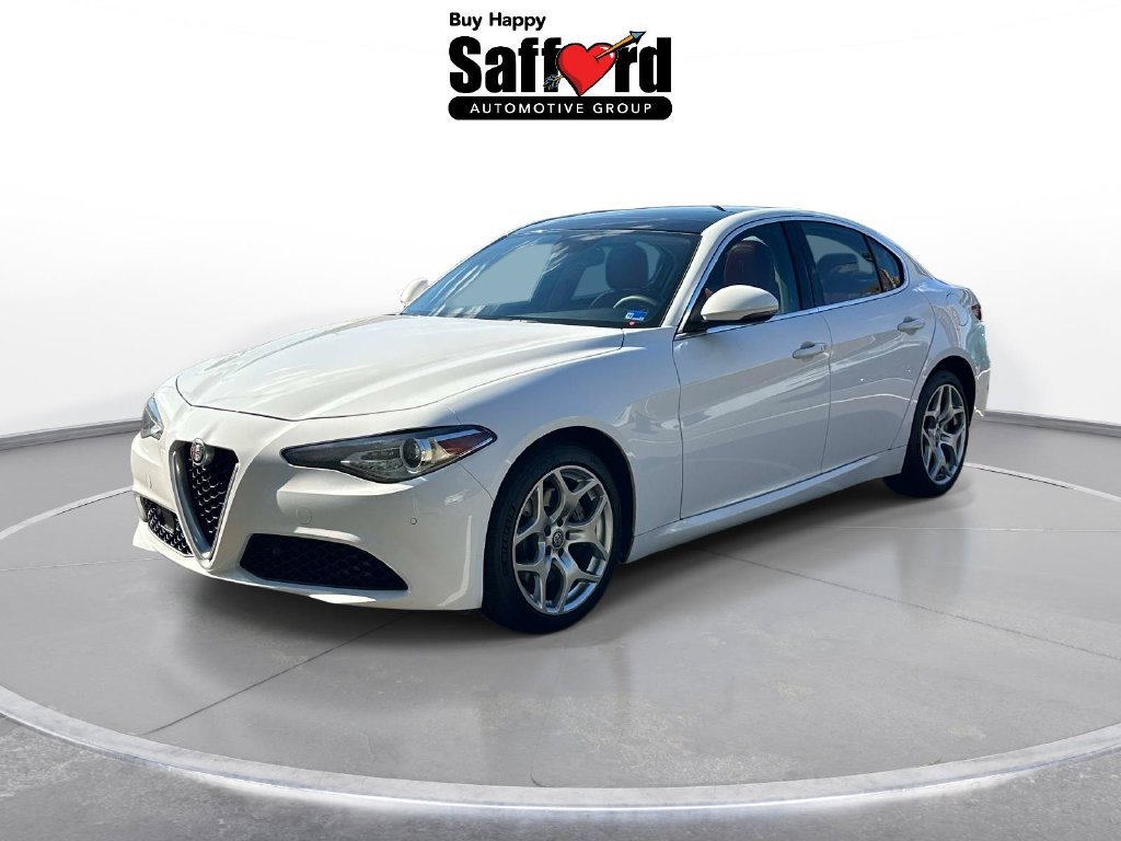 Used 2018 Alfa Romeo Giulia Ti AWD/4WD image 1