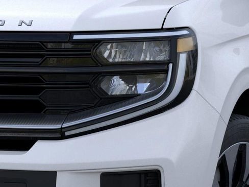 New 2025 Ford Expedition Max Platinum w/ Platinum Ultimate Package AWD/4WD image 18