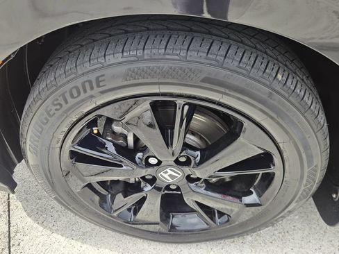 Used 2024 Honda Odyssey Sport image 10