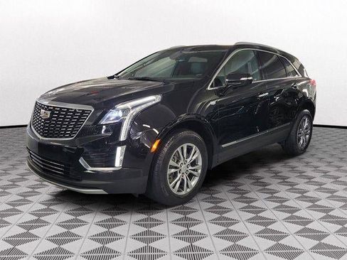 Certified 2022 Cadillac XT5 Premium Luxury image 3
