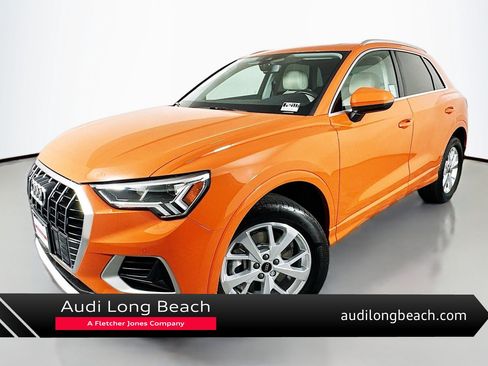 Used 2024 Audi Q3 2.0T Premium w/ Convenience Package AWD/4WD image 1