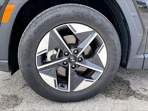Used 2025 Hyundai Tucson SEL FWD image 9