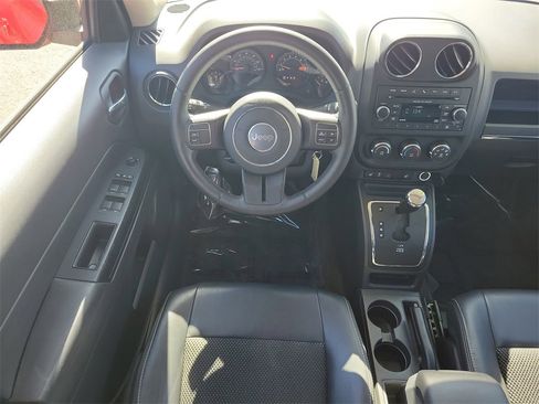 Used 2016 Jeep Patriot Sport w/ Power Value Group image 13