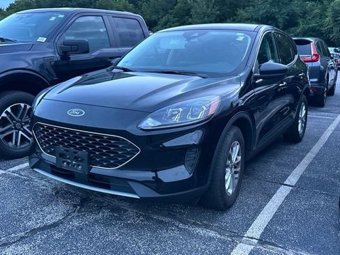 Used 2022 Ford Escape SE w/ Cold Weather Package AWD/4WD image 3