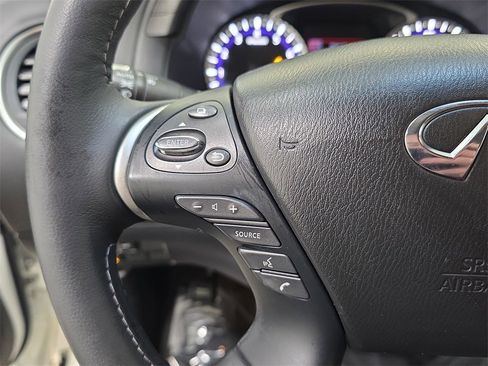 Used 2019 INFINITI QX60 Luxe w/ Sensory Package image 17