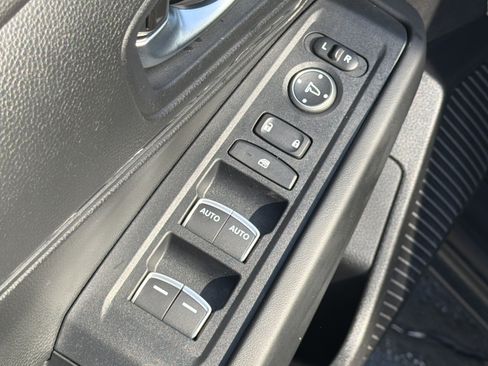 Certified 2025 Honda Accord LX image 15