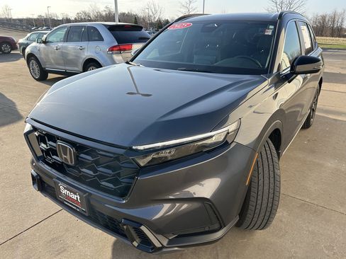 Used 2025 Honda CR-V Sport-L image 3