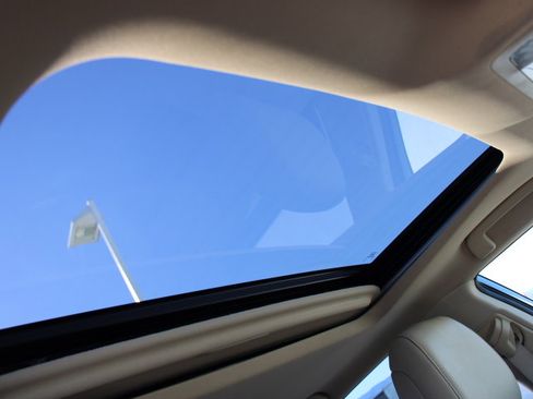 Used 2013 Toyota Avalon Limited image 21