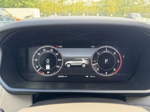 Used 2019 Land Rover Discovery HSE image 23