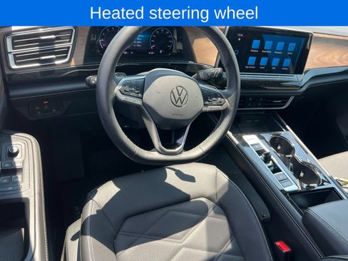 Used 2024 Volkswagen Atlas SE FWD image 11