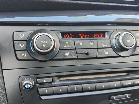 Used 2012 BMW 128i Convertible RWD image 19