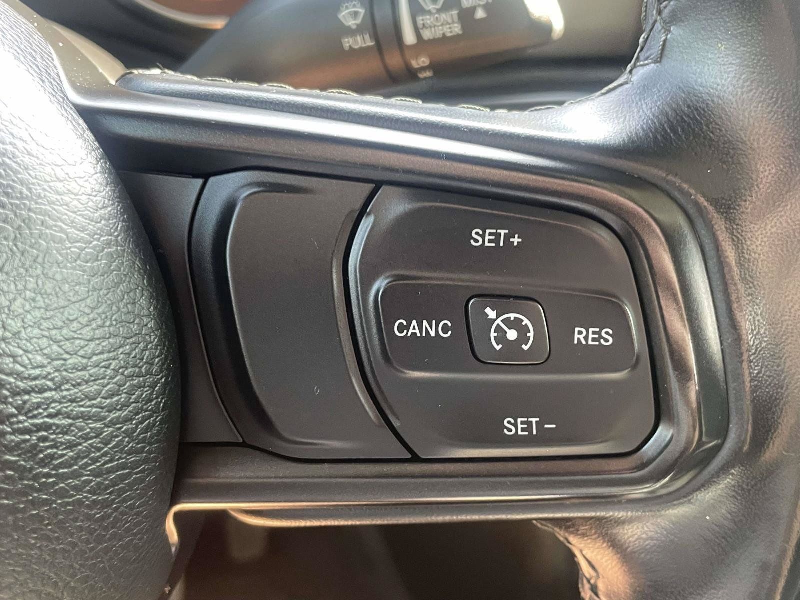 Used 2022 Jeep Gladiator Sport AWD/4WD image 21