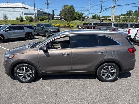 Used 2019 Kia Sorento EX AWD/4WD image 26