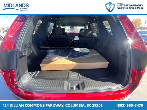 New 2025 Honda Pilot Sport image 12