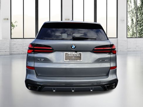 Used 2026 BMW X5 xDrive40i w/ M Sport Package image 4