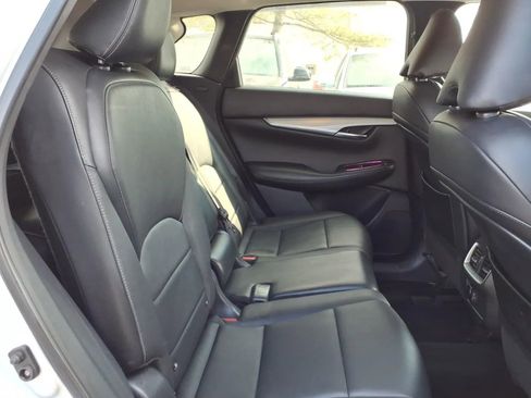 Used 2020 INFINITI QX50 Luxe w/ Navigation Package image 16